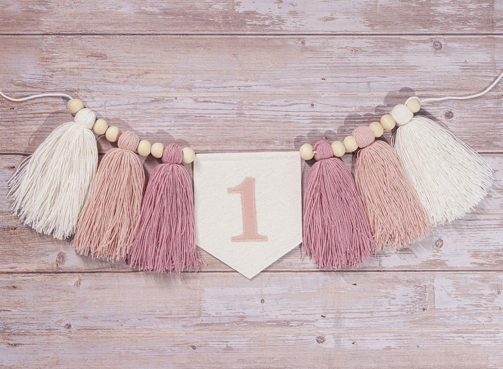 Personalized 1st Birthday Highchair Banner, Customized Yarn Tassel Garland, 1 Party Decor, Cake Smash High Chair Banner, Birthday Photo Prop