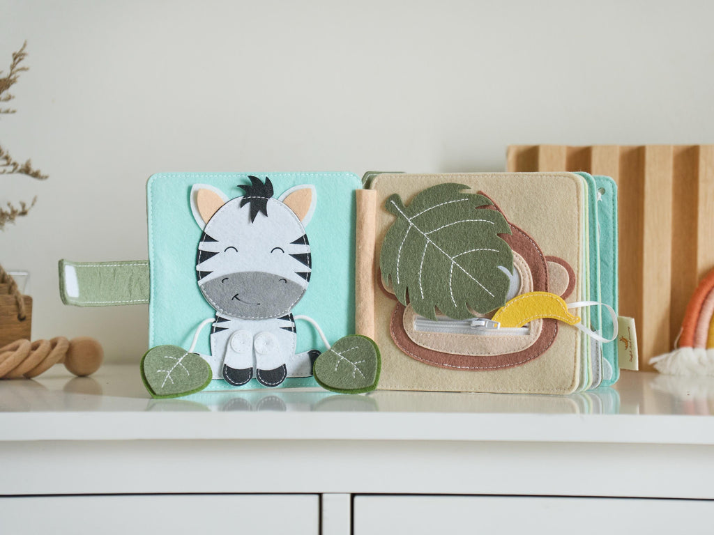 Personalized safari baby shower gift, wild lion first birthday gift, custom felt handmade activities and sensory toy, soft educational toys