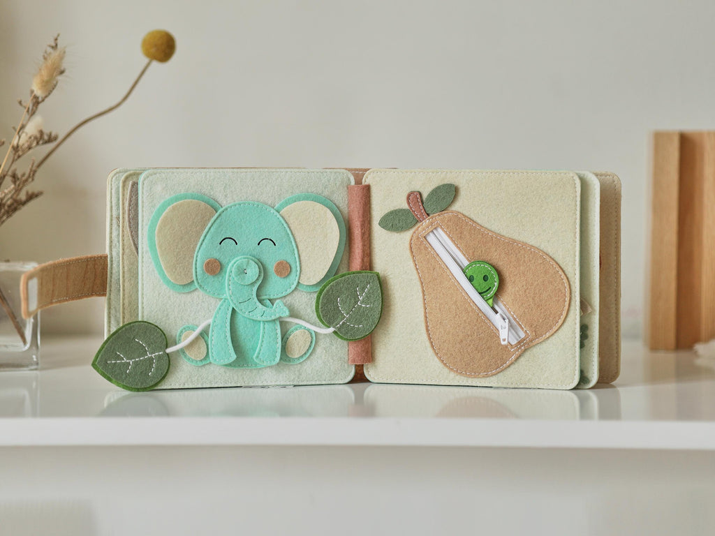 Personalized Teddy Bear baby shower gift, Bear Adventure busy book, Beary first birthday, handmade quiet book, soft Montessori-inspired toy