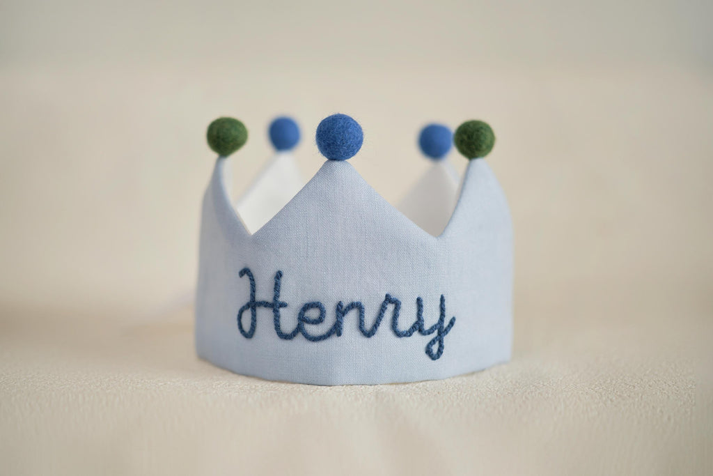 Hole in One 1st Birthday Linen & Felt Garland, Blue Green Happy Birthday Banner, Golf Theme, Boy 1st Birthday Party Decor, Sustainable